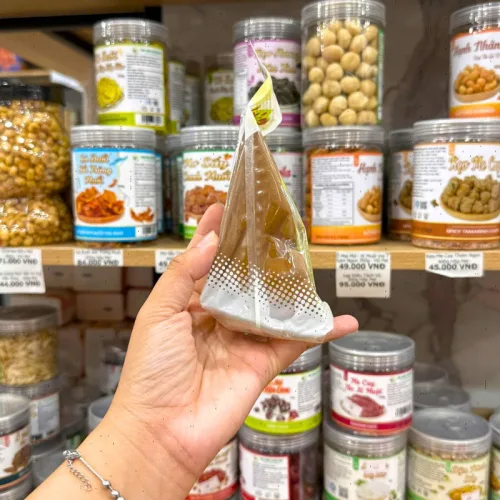 Nguồn hàng sỉ 1 Cái Bánh Bông Lan Tam Giác CHUNSANJIAO Vị Trà Xanh - Màu Xanh Lá