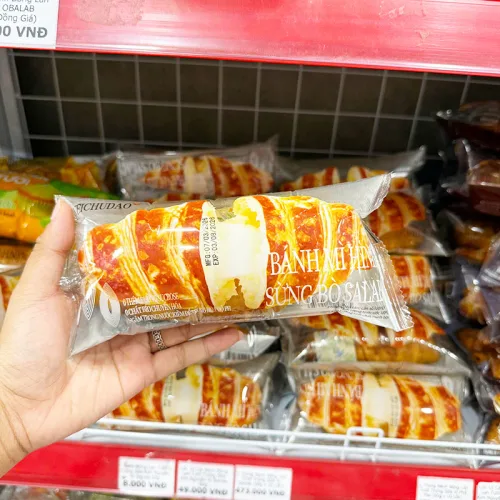 Chuyên sỉ 1 Thùng Bánh Mì Sừng Bò WEICHUDAO Salad - Thùng 26 Cái