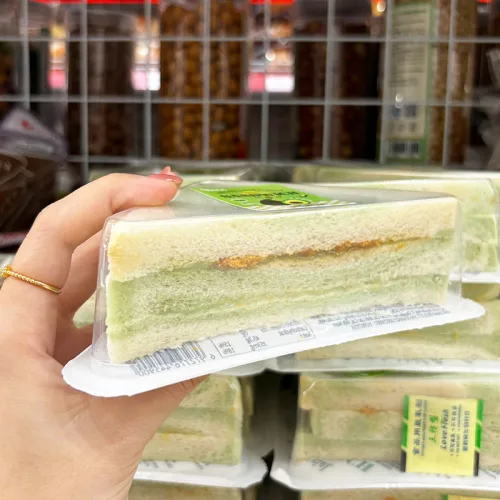 Bánh sandwich tam giác Weisiel vị bơ, quy cách thùng 32 cái