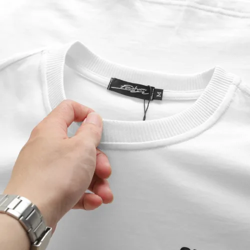 Áo thun CLEGENDK oversize cổ tròn in chữ