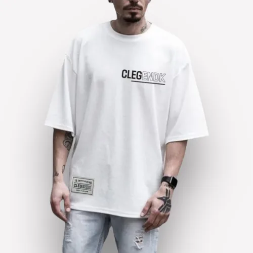 Áo thun CLEGENDK oversize cổ tròn in chữ