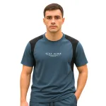 Áo thun nam phối sọc màu, cổ tròn in logo chữ trước ngực, có big size