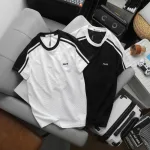Shop sỉ áo Thun Nam Cổ Tròn Phối Sọc Vai Áo Và Thêu Chữ Pack Trước Ngực Có Big Size