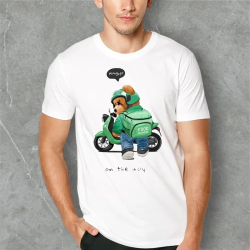 Áo Nam Rurumen Cổ Tròn Trắng Hình Gấu Đeo Balo Size 4X