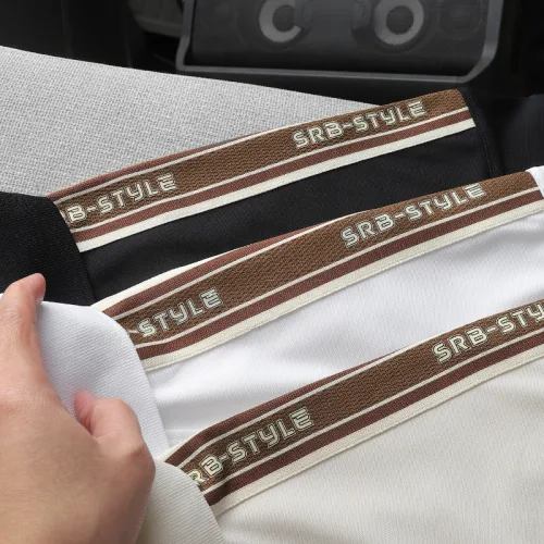 Áo thun polo nam có big size, điểm nhấn sọc chữ phối ở vai