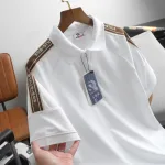 Áo thun polo nam có big size, điểm nhấn sọc chữ phối ở vai