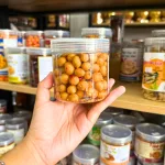 Shop sỉ đậu Da Cá Tỏi Ớt Mini Thơm Ngon 200g - Hộp Pet