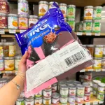 Shop sỉ bánh Ốc Quế Kem Mix 2 Vị Dâu Socola Adorable 300g