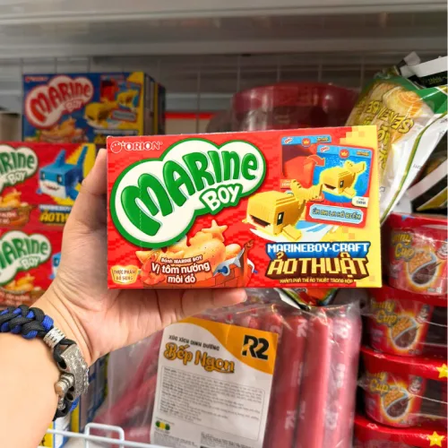 Bánh Cá ORION MARINE BOY Vị Tôm Nướng Môi Đỏ 35g - Hộp Đỏ – một lựa chọn đáng tham khảo trong bánh cá marine boy