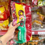 Nơi lấy sỉ bánh Donut Dowee 3 Vị Socola, Dâu, Socola Cam Gói 12 Cái 348g