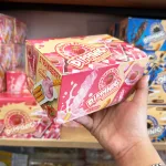 Bánh que Dippinic chấm sốt dâu, hộp 30 cái x 7g
