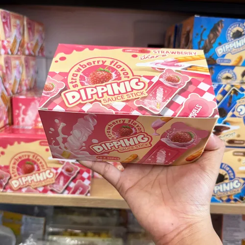Bánh que Dippinic chấm sốt dâu, hộp 30 cái x 7g