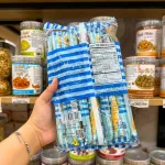 Bánh que kem nhân sữa OISHI AKIKO 140g, màu xanh dương