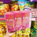 Ticky Uni Firms Bánh Que Đũa Phủ Dâu Lốc 13 Hộp Hồng