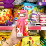 Ticky Uni Firms Bánh Que Đũa Phủ Yogurt Dâu Màu Hồng
