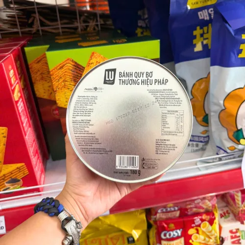 Chỗ sỉ bánh Quy Bơ LU Hộp Thiếc Tròn 180g