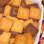 Nguồn hàng sỉ bánh Quy Mỏng Giòn Vị Cà Ri Xanh Thái Lan Wingoo 208g