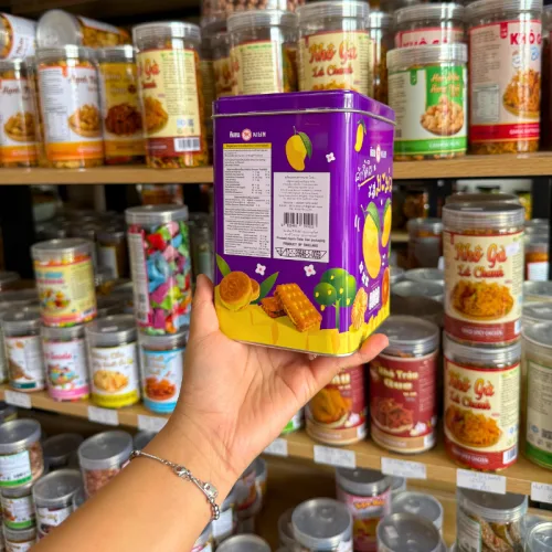 Bánh quy Kilin nhân xoài Thái Lan hộp thiếc tím 400g