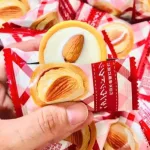 Bánh quy socola khối lượng 1kg, nhân sữa hạnh nhân
