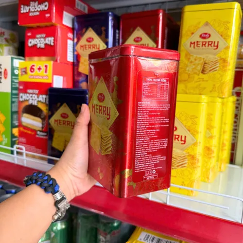Nơi lấy sỉ bánh Quy Đường RICHY MERRY Thiếc Hình Trụ 156g (3 Màu Xanh Dương/ Vàng/ Đỏ)