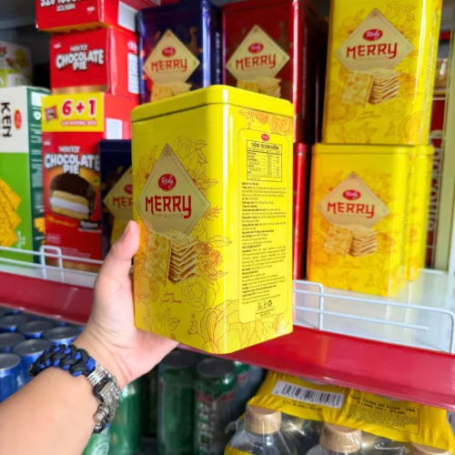 Nơi lấy sỉ bánh Quy Đường RICHY MERRY Thiếc Hình Trụ 156g (3 Màu Xanh Dương/ Vàng/ Đỏ)