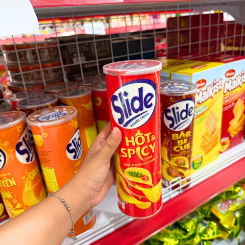 Shop sỉ bánh Snack Khoai Tây Lát Slide Thơm Cay - Bánh Slide Khoai Tây Màu Đỏ 145Gr (Hộp To)