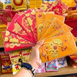 Bộ 30 bao lì xì nhung Tết Bính Ngọ 2026 màu vàng hoặc đỏ