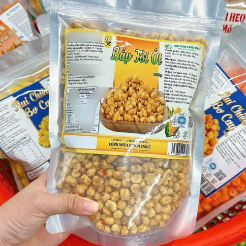 Snack bắp tỏi ớt thơm ngon, đóng gói túi zip 500g