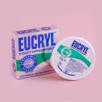 Bột đánh răng Eucryl Toothpowder Freshmint hương bạc hà 50 g
