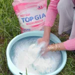 Nguồn hàng sỉ bột Giặt Quần Áo Top Gia 2.2kg Hương Nước Hoa Pháp