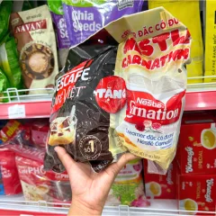 NesCafé Café Việt cà phê đen đá 560g (35 gói x 16g), tặng 1 sữa đặc có đường 388g