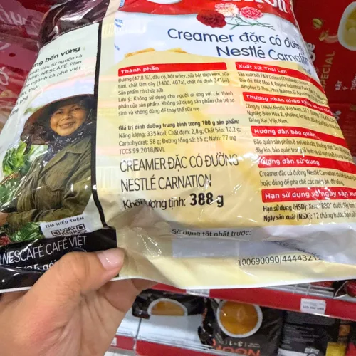 NesCafé Café Việt cà phê đen đá 560g (35 gói x 16g), tặng 1 sữa đặc có đường 388g