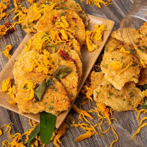 Cơm Cháy Khô Gà Hộp 500g, Snack Vị Đậm Đà