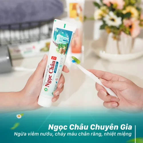 Kem Đánh Răng Dược Liệu Ngọc Châu Chuyên Gia 100g, Combo 2 Tuýp Tặng Bàn Chải
