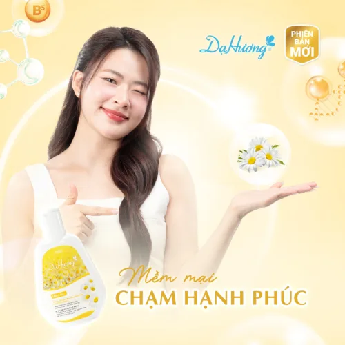 Combo 2 Chai Dung Dịch Vệ Sinh Dạ Hương 120ml - Hương Lavender, Hương Hoa Cúc, Hương Trà Xanh (Được Chọn Mùi)