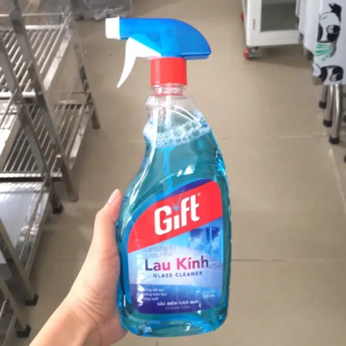 Combo 2 chai nước lau kính Gift, mỗi chai 540 ml