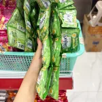 Chỗ sỉ combo 2 Dây 24 Gói Nước Xả Vải Comfort Hương Gió Xuân Thơm Mát 18ml/Gói - Màu Xanh Lá