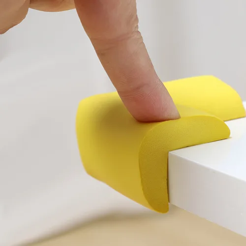 Bọc góc bàn bằng mút cho bé, combo 4 miếng 7.5x7cm