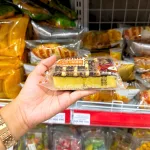 Chuyên sỉ combo 5 Cái Bánh Bánh Bông Lan Phủ Hạt Phỉ Obalab Vị Socola 68g/Cái