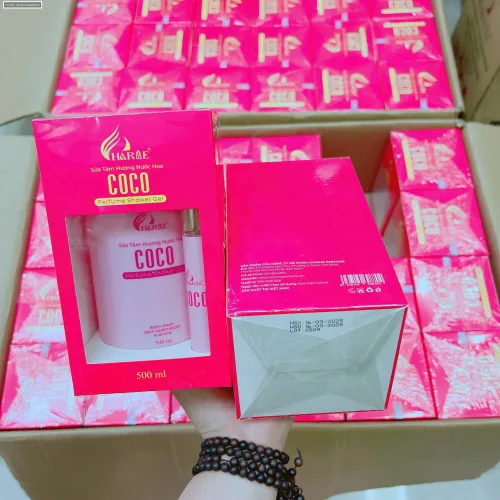 Bộ Charme Coco sữa tắm hương nước hoa 500ml và nước hoa 10ml