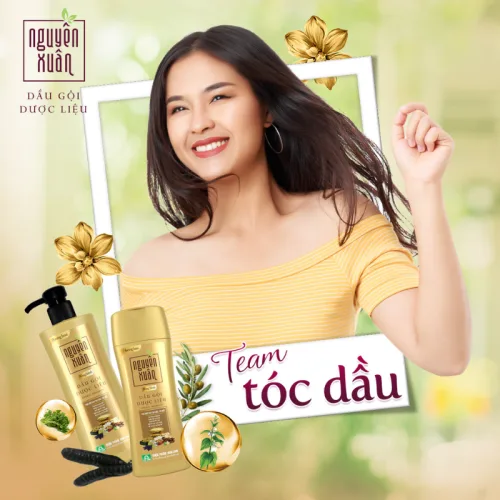 Dầu gội dược liệu Nguyên Xuân Bồng Bềnh màu kem, chai 250ml