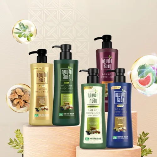 Dầu gội dược liệu Nguyên Xuân xanh lá đậm 450ml - 520g cho tóc hư tổn