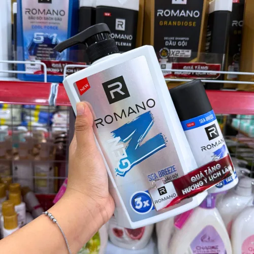 Romano Gen Z dầu gội nam chai trắng 650g tặng xịt khử mùi