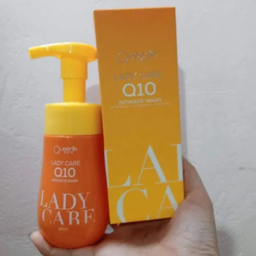 Dung dịch vệ sinh phụ nữ Queenie Skin Lady Care Q10, chai 120ml