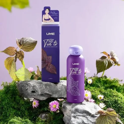 Dung dịch vệ sinh phụ nữ UME Ngọc Trinh tía tô 150ml