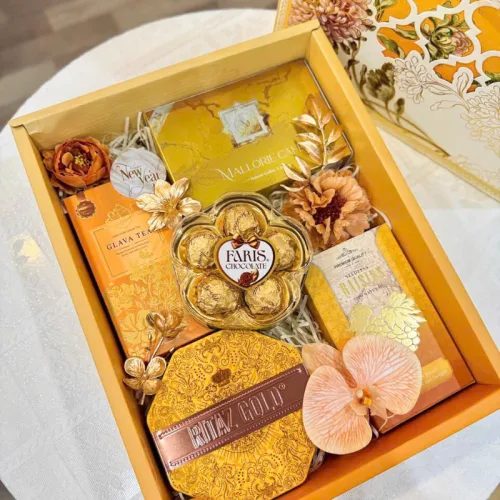 Giỏ 5 món quà Tết sang trọng dùng tặng và trang trí