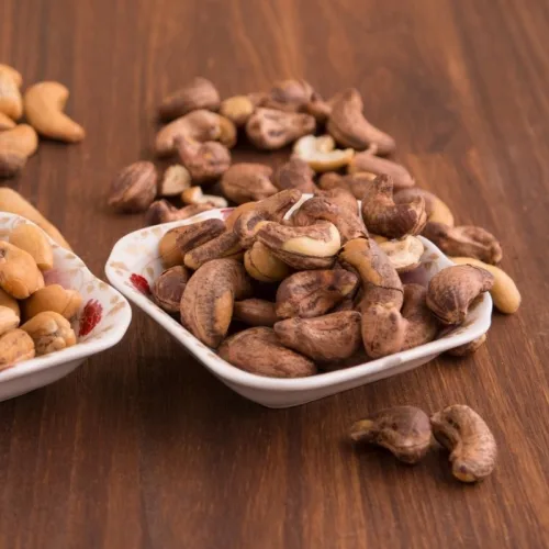 Nơi lấy sỉ hạt Điều Rang Muối Thơm Ngon Hộp Pet 300g