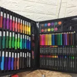 Nơi lấy sỉ hộp Bút Màu 150 Chi Tiết - Hộp Màu Cho Bé - Thiết Kế Đẹp Mắt Chất Liệu An Toàn 28.5x36.5x3.8cm