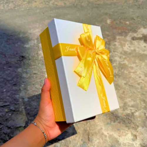 Chuyên sỉ hộp Quà Giấy Chữ Nhật Lớn Nhiều Màu Nắp Rời Có Thắt Nơ - Hộp Không Có Hoa Rơm