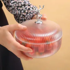 Hộp nhựa hình hươu đựng mứt, bánh kẹo và hoa quả 17x12cm